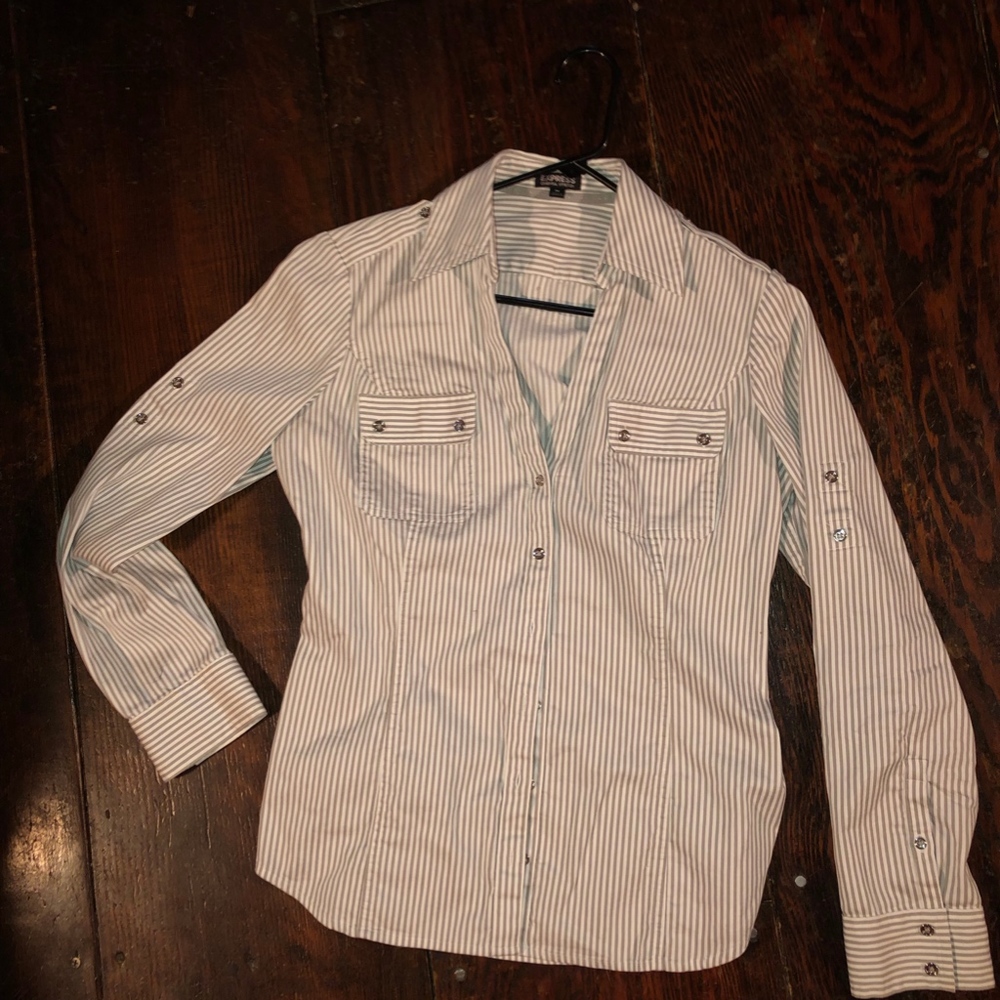 Express M Striped Button down - Picture 7 of 8